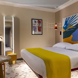 Hotel De La Paix, París
